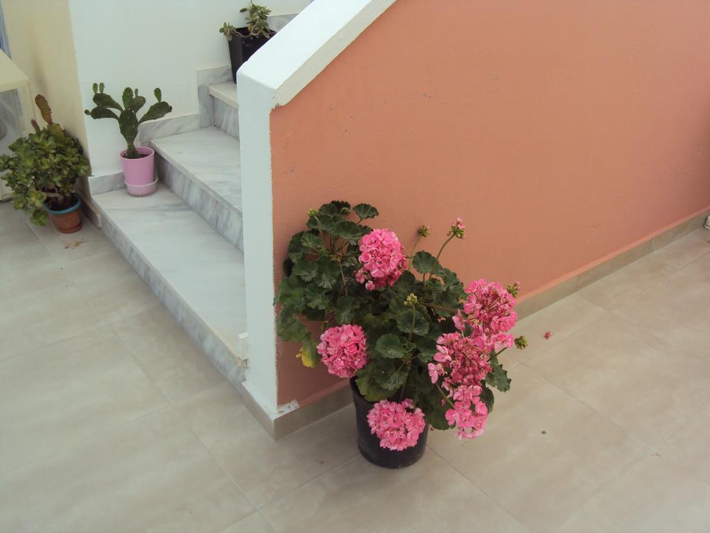 Bella Sant Aparthotel Perissa  Ngoại thất bức ảnh