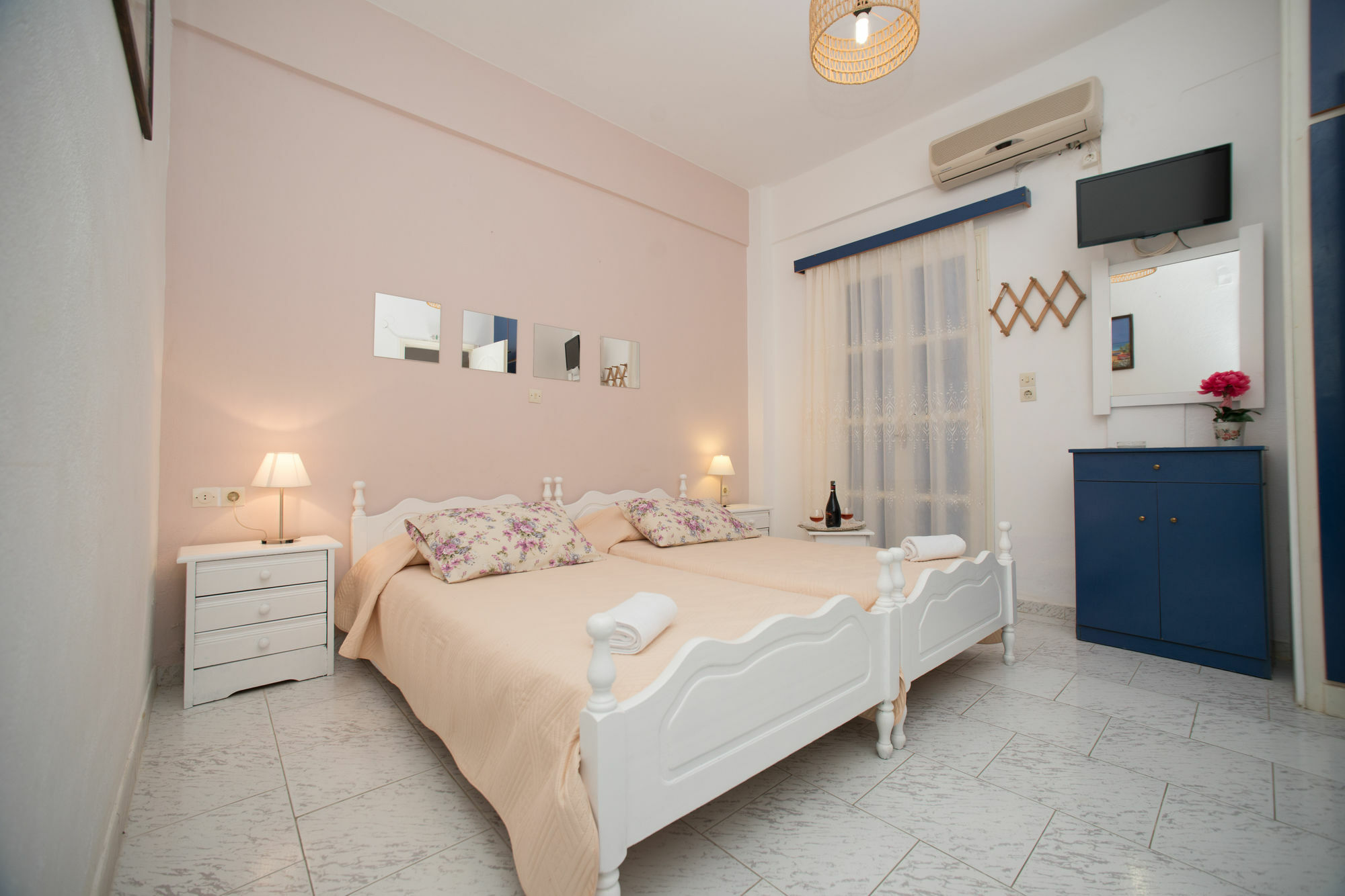 Bella Sant Aparthotel Perissa  Ngoại thất bức ảnh